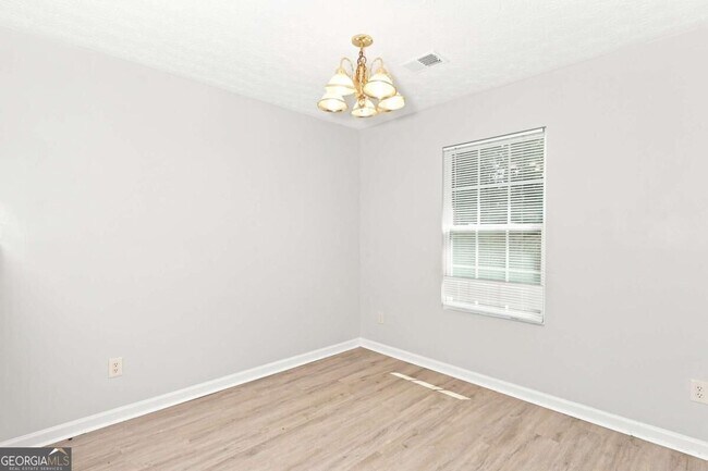 Building Photo - 5604 Windfall Ln