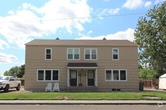 Building Photo - 3 Bed/1 Bath A-Duplex in Central Richland