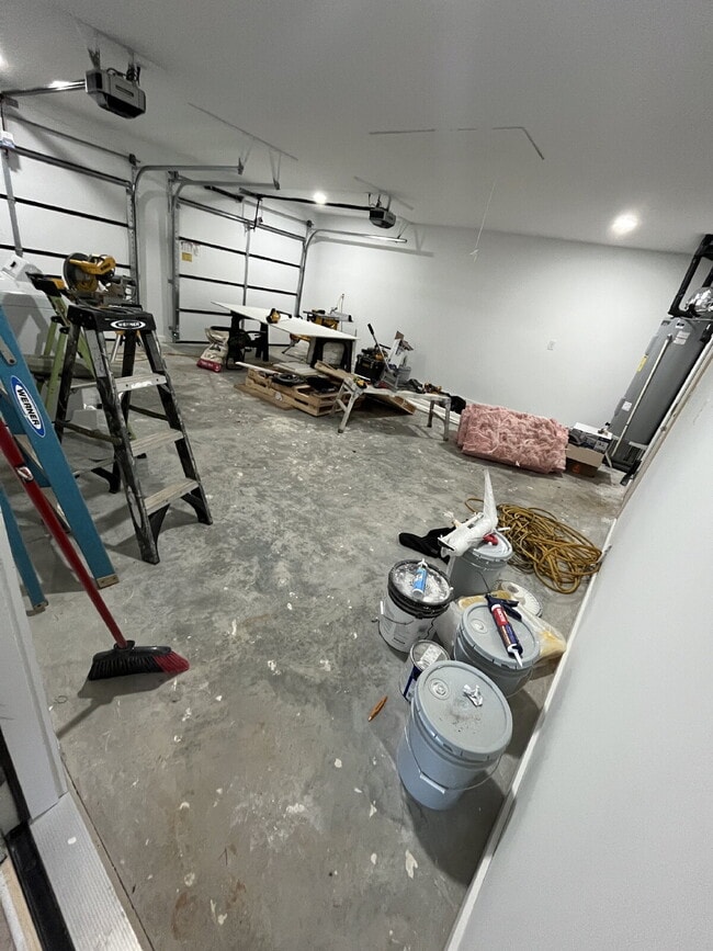 Building Photo - New Built Home 3-Bedroom Kernersville Home with Granite Touches and 2 Full Baths!"