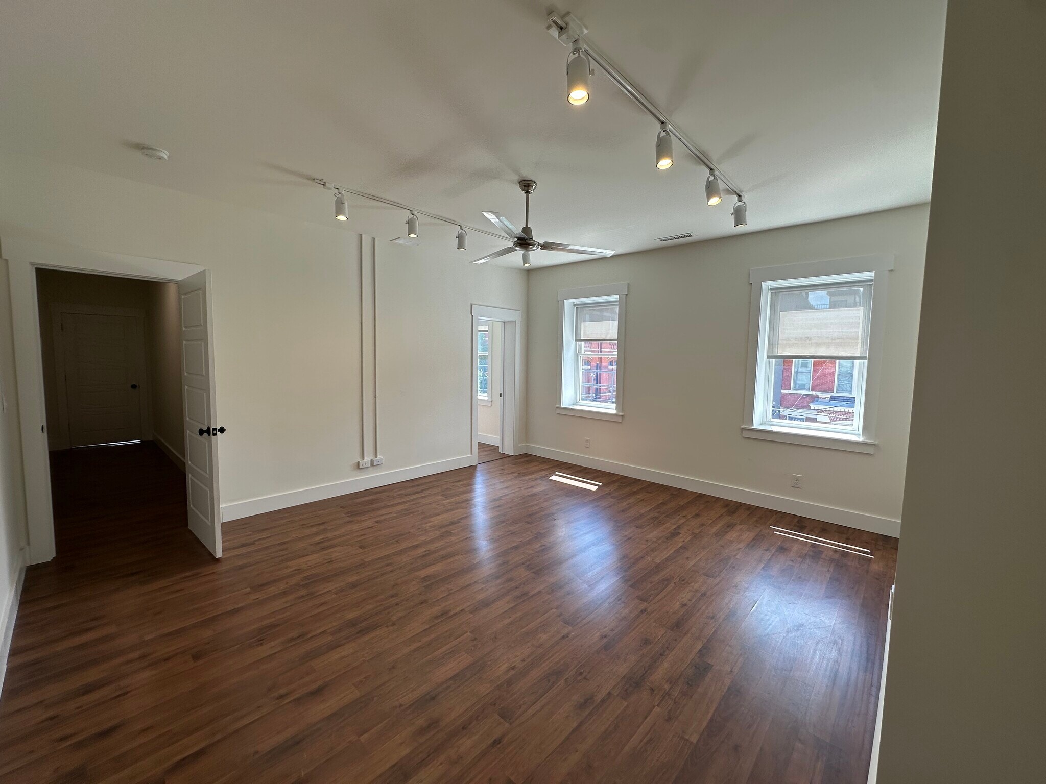 Building Photo - 1400 Elm St