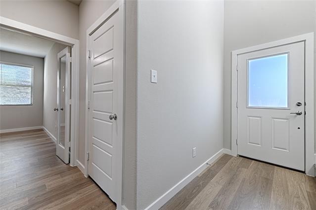 Building Photo - 806 Pne Bch Dr