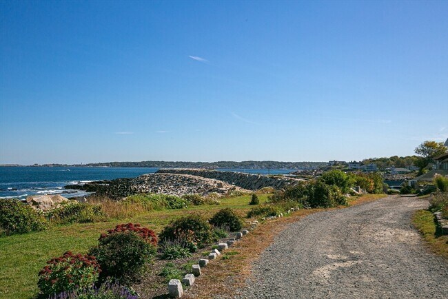 Building Photo - 6R Breakwater Ave
