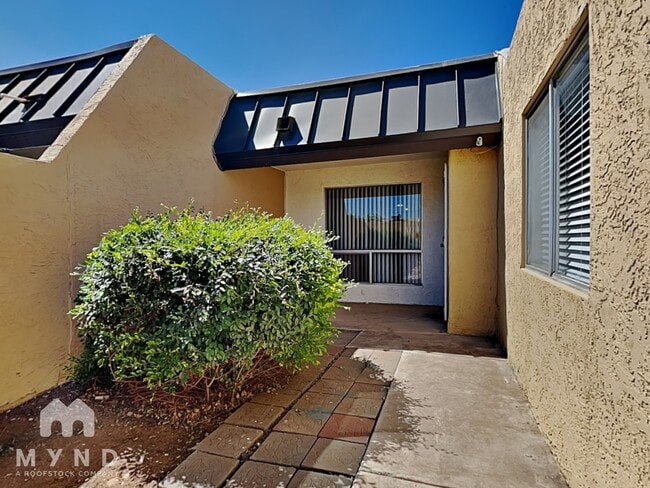 Building Photo - 8343 N 59th Dr