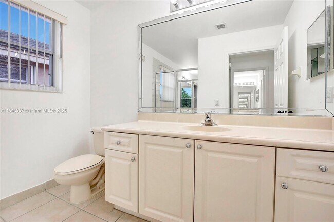 Building Photo - 15421 SW 18th St
