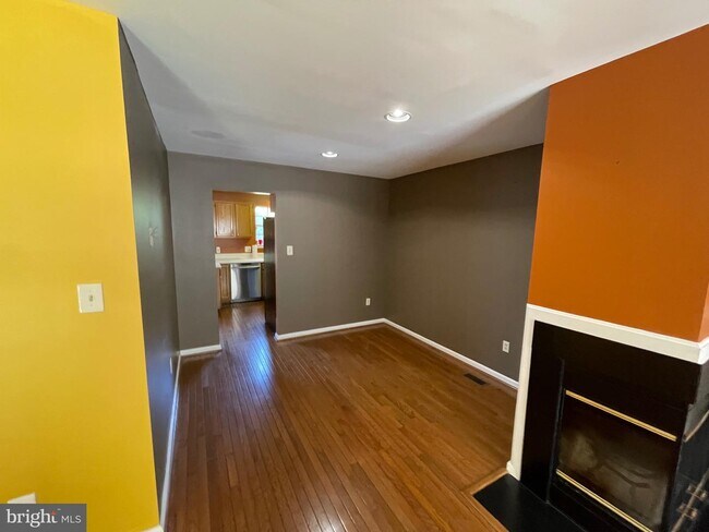 Building Photo - 4228 Pinefield Ct