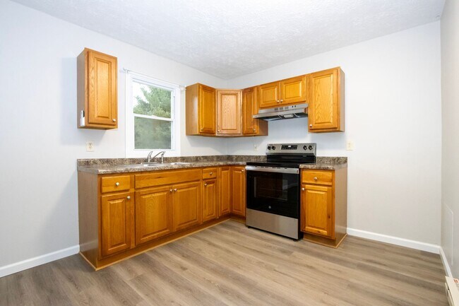 Building Photo - Two bedroom apartment