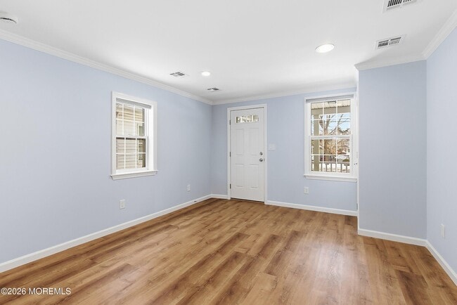 Building Photo - 131 Spring St