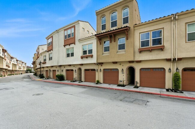 Building Photo - 1018 Ocean View Ave