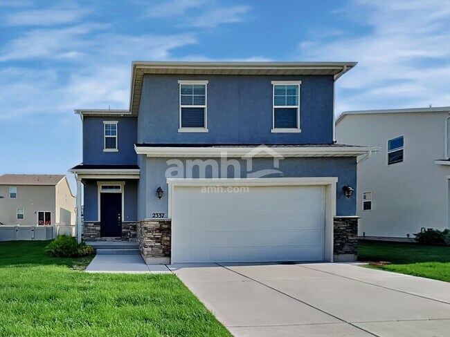 Primary Photo - 2337 Surry Way