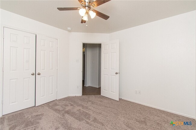 Building Photo - 7003 Osbaldo Dr