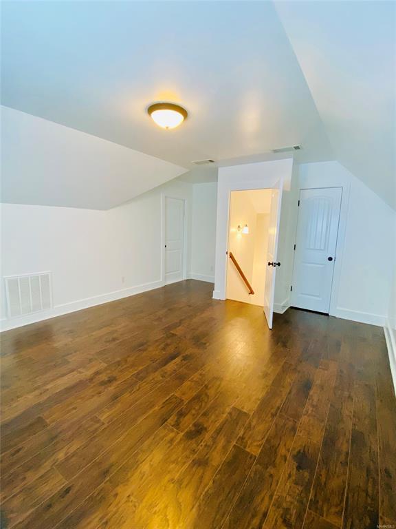 Building Photo - 6511 Ridgeview Ln