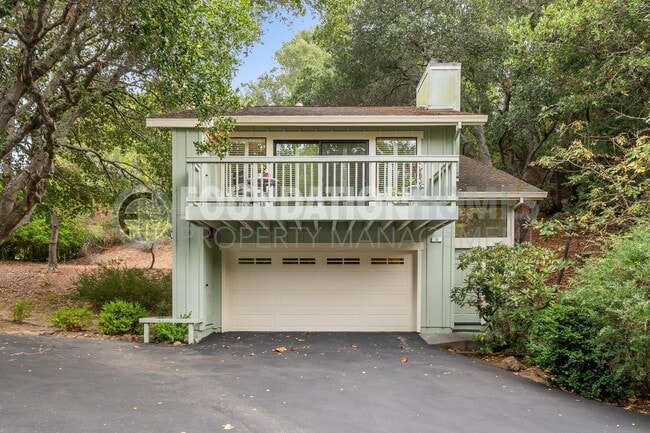 Primary Photo - Tranquil Corte Madera Townhouse! DECK! 2 C...