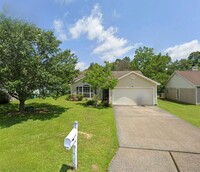 Building Photo - 16356 Clearwater Cir