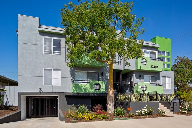 Building Photo - Marea Apts