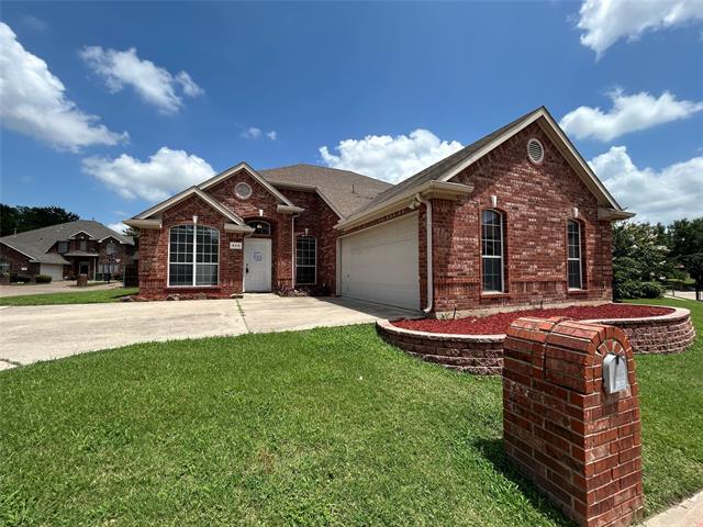 Building Photo - 4215 Glen Garden Dr