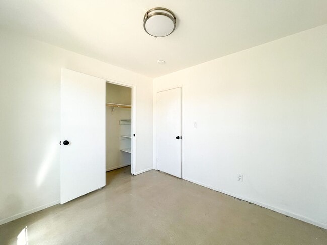Building Photo - A Newly Remodeled 3 Bedroom