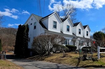 Building Photo - 70 Beaconwood Rd