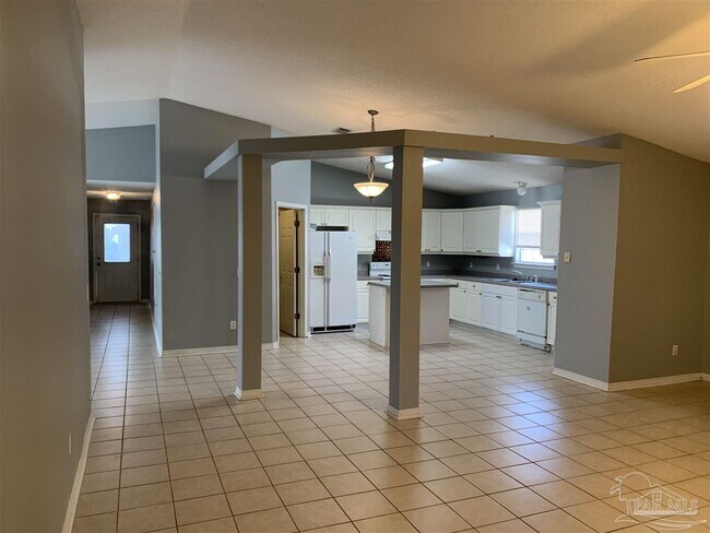 Building Photo - 2952 Raines St