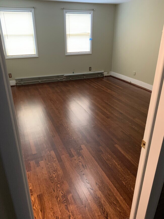 Building Photo - 85 N Highland Ave