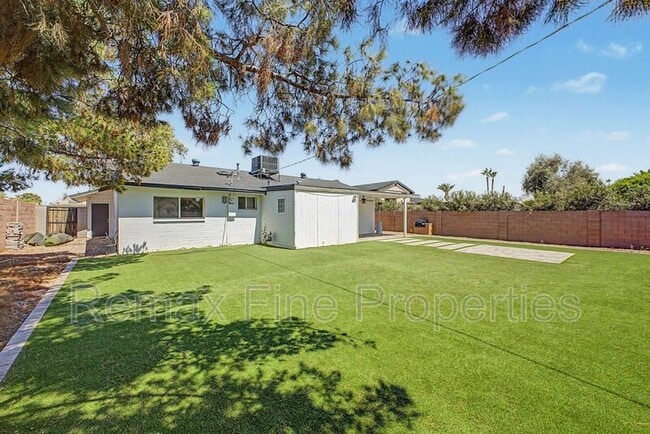 Building Photo - 6332 N Granite Reef Rd