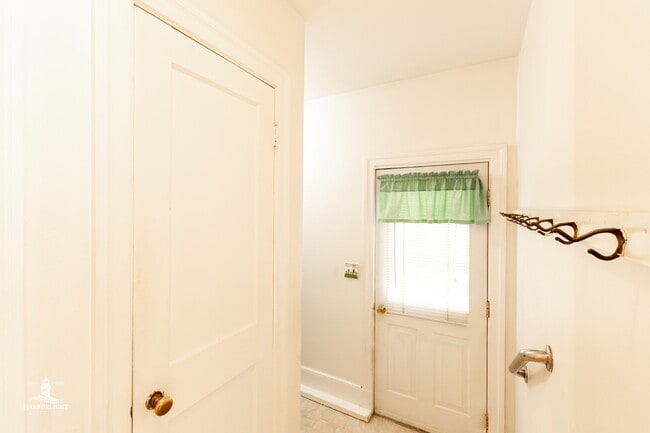 Building Photo - Charming 3BR South Portland Single-Family Home | Sunroom, Garage, Basement Storage & Spacious Yard