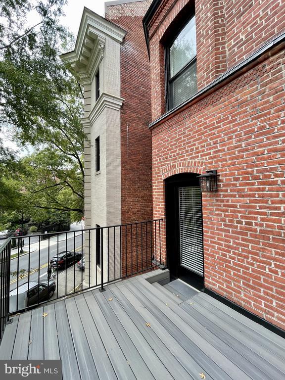 Building Photo - 1605 22nd St NW