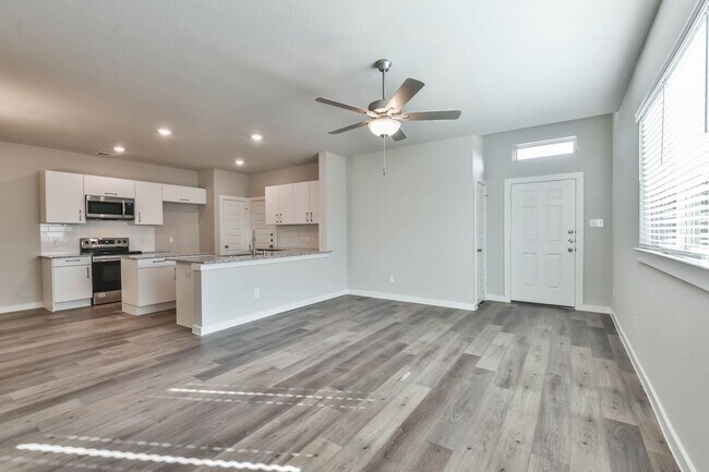 Building Photo - High Ceilings, Low Maintenance -Say Hello ...