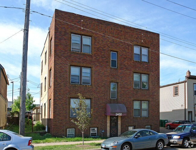 Building Photo - 2400 Myrtle Ave
