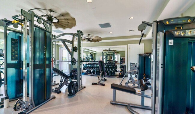 Building Photo - Gorgeous 4/ 2.5 Home in the Beautiful Lake Asbury Area of Clay County! $2,550.00