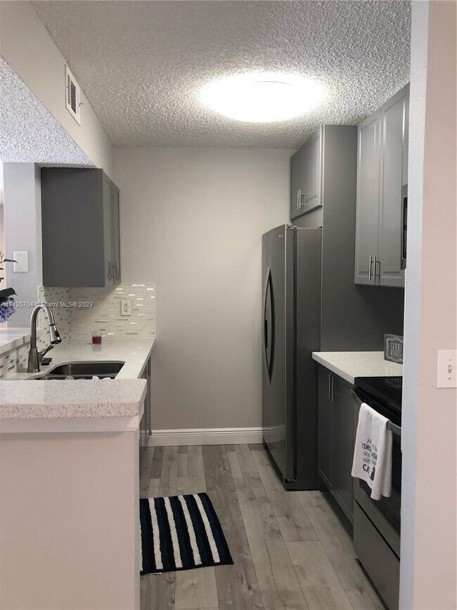 Building Photo - 3995 W McNab Rd