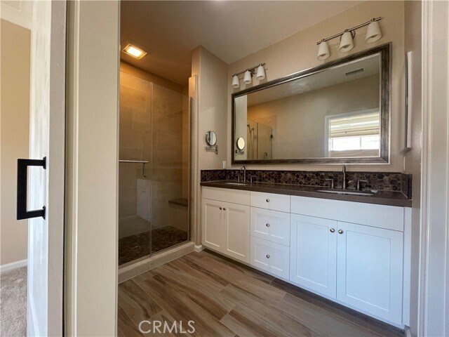 Building Photo - 276 Rodeo