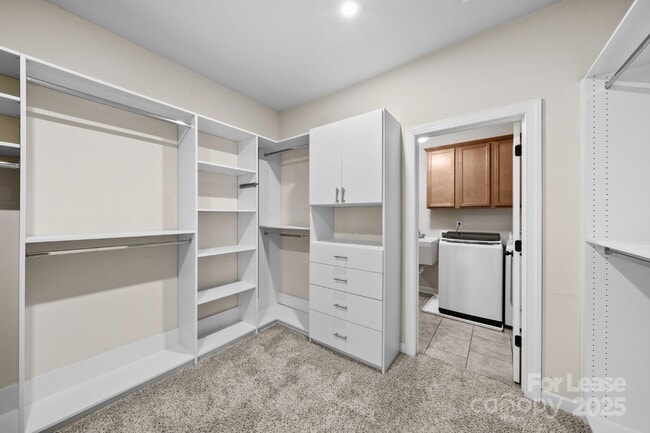 Building Photo - 1190 Arges River Dr