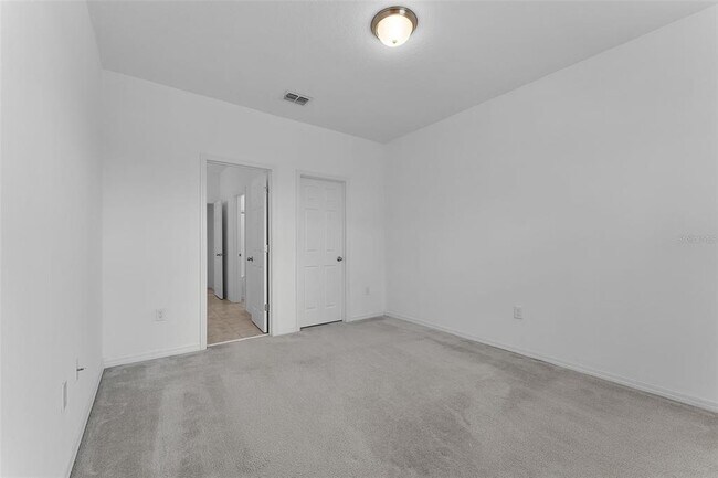 Building Photo - 12676 Salomon Cove Dr