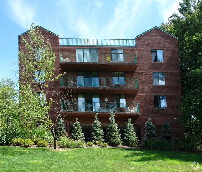 Wimbledon Apartments 302 Church St White Plains NY 10603 Apartment Finder