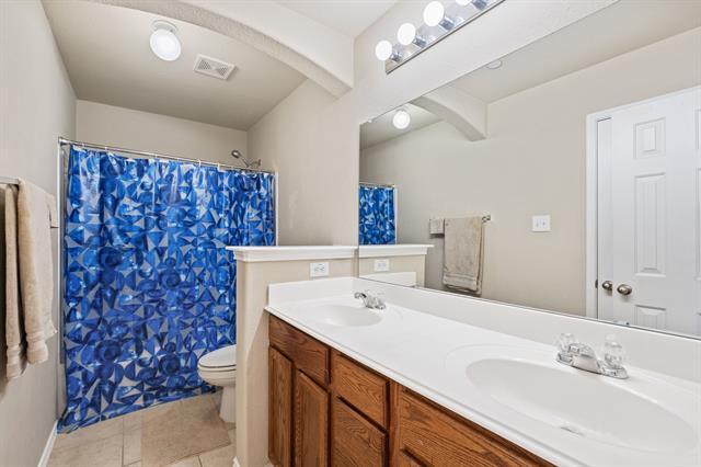Building Photo - 1160 Landon Ln