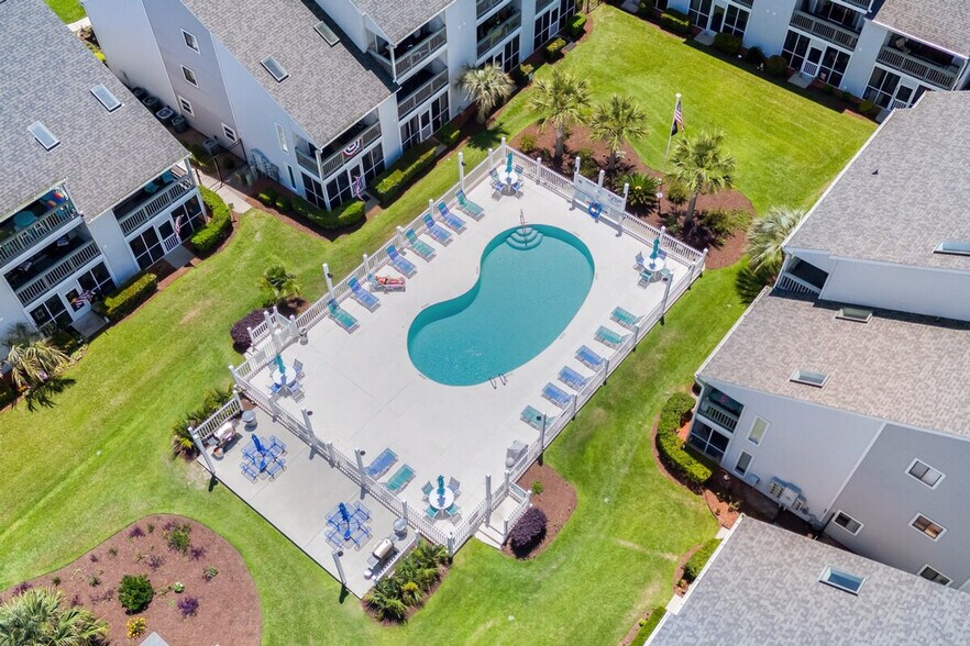 Building Photo - 1890E Auburn Ln