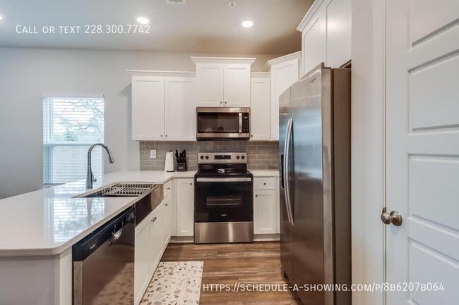 Building Photo - 114 Debuys Rd