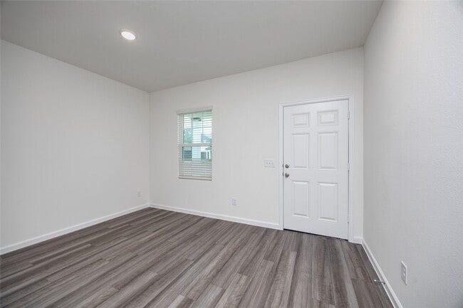 Building Photo - 31114 Gayle Prairie Oaks St