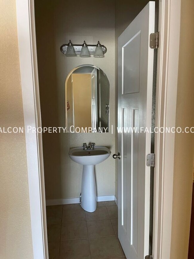 Building Photo - 2495 Reed Grass Way