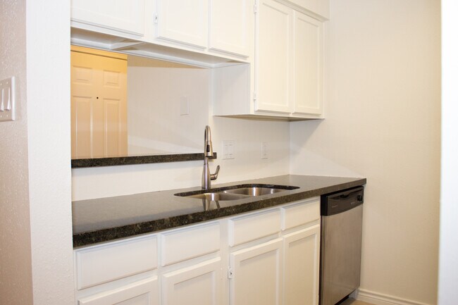 Building Photo - 2120 El Paseo St