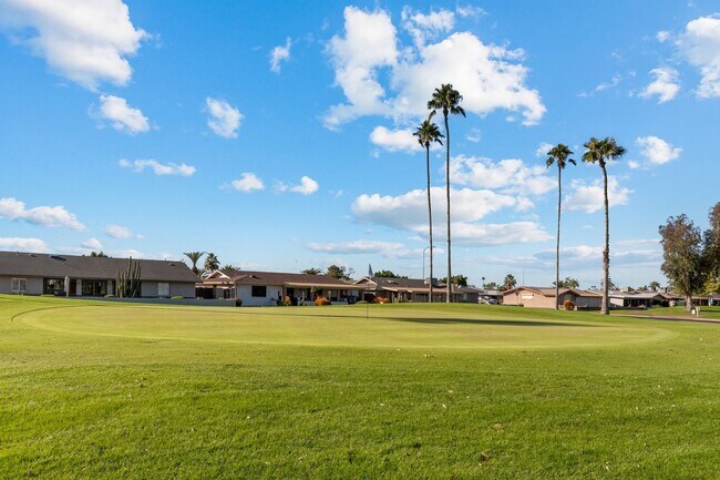 Building Photo - Updated Mesa Home w/ Community Pool/Spa & ...