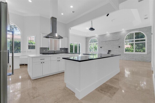 Building Photo - 17910 SW 80th Ave