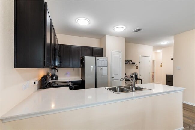 Building Photo - 509 Halfmoon Dr