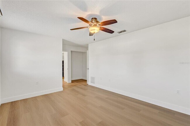 Building Photo - 7012 Pin Cherry Ln