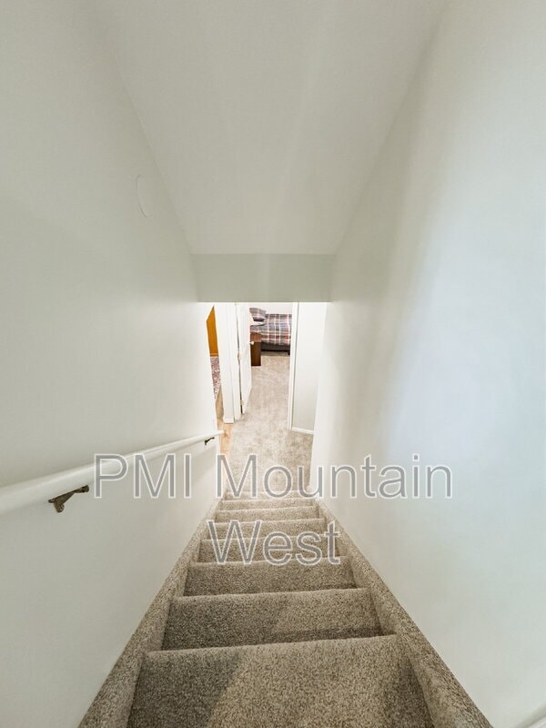 Building Photo - 607 E 1250 S