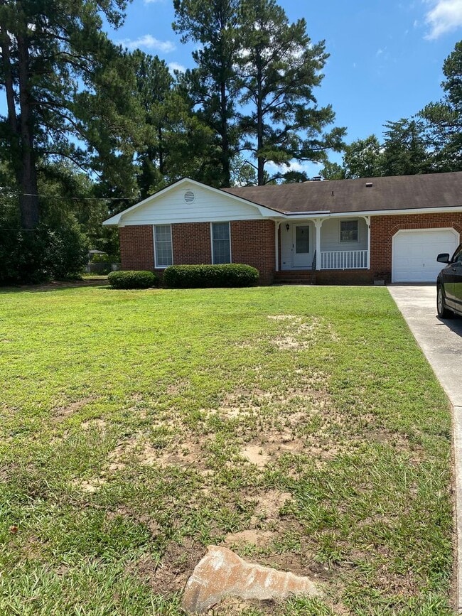 Primary Photo - 12400 McKinnon Dr