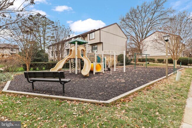 Building Photo - 1751 Westwind Way
