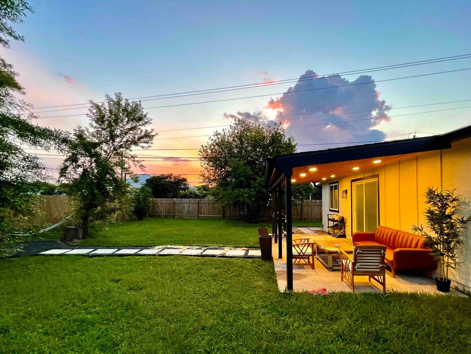 Building Photo - 607 Blueberry Hill