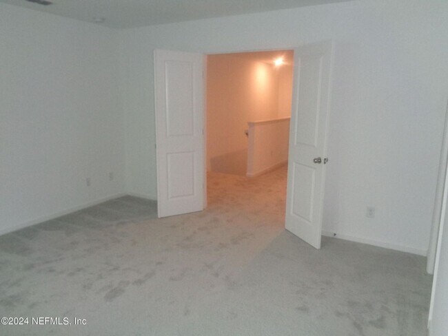 Building Photo - Middleburg Townhome for Rent