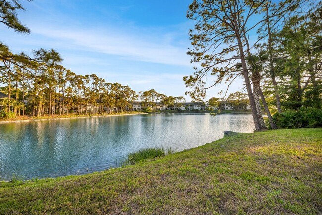 Building Photo - Fully Furnished Condo Rental in Desirable Imperial Golf Estates